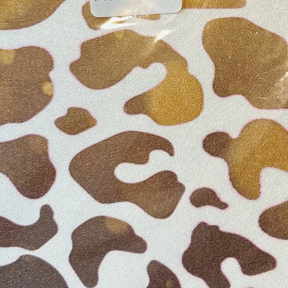 NWT🎁 Black & gold leopard print Apple iPad Pro Cover | NEW/NWT IN PLASTIC